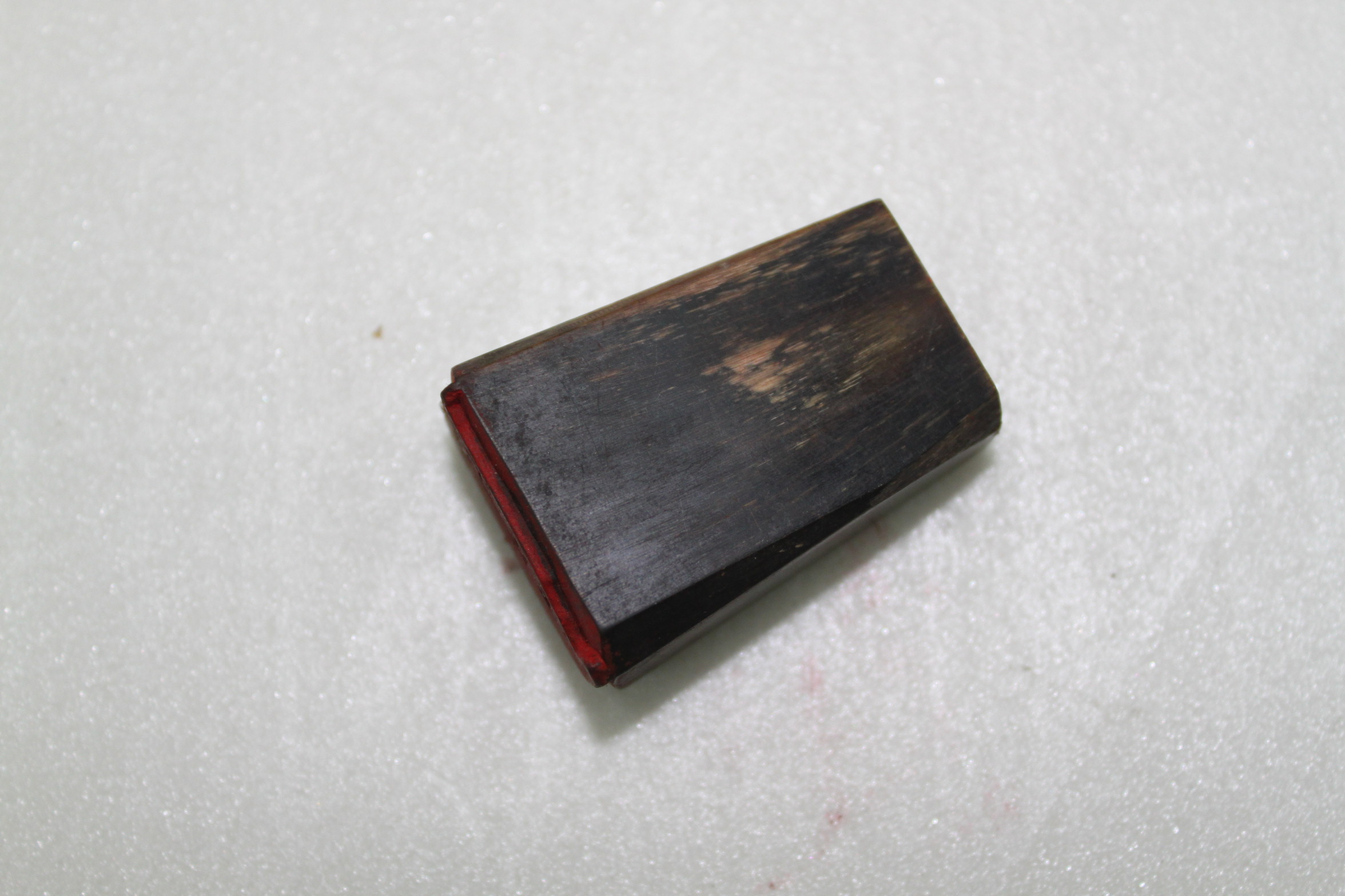 公义和牛角印章