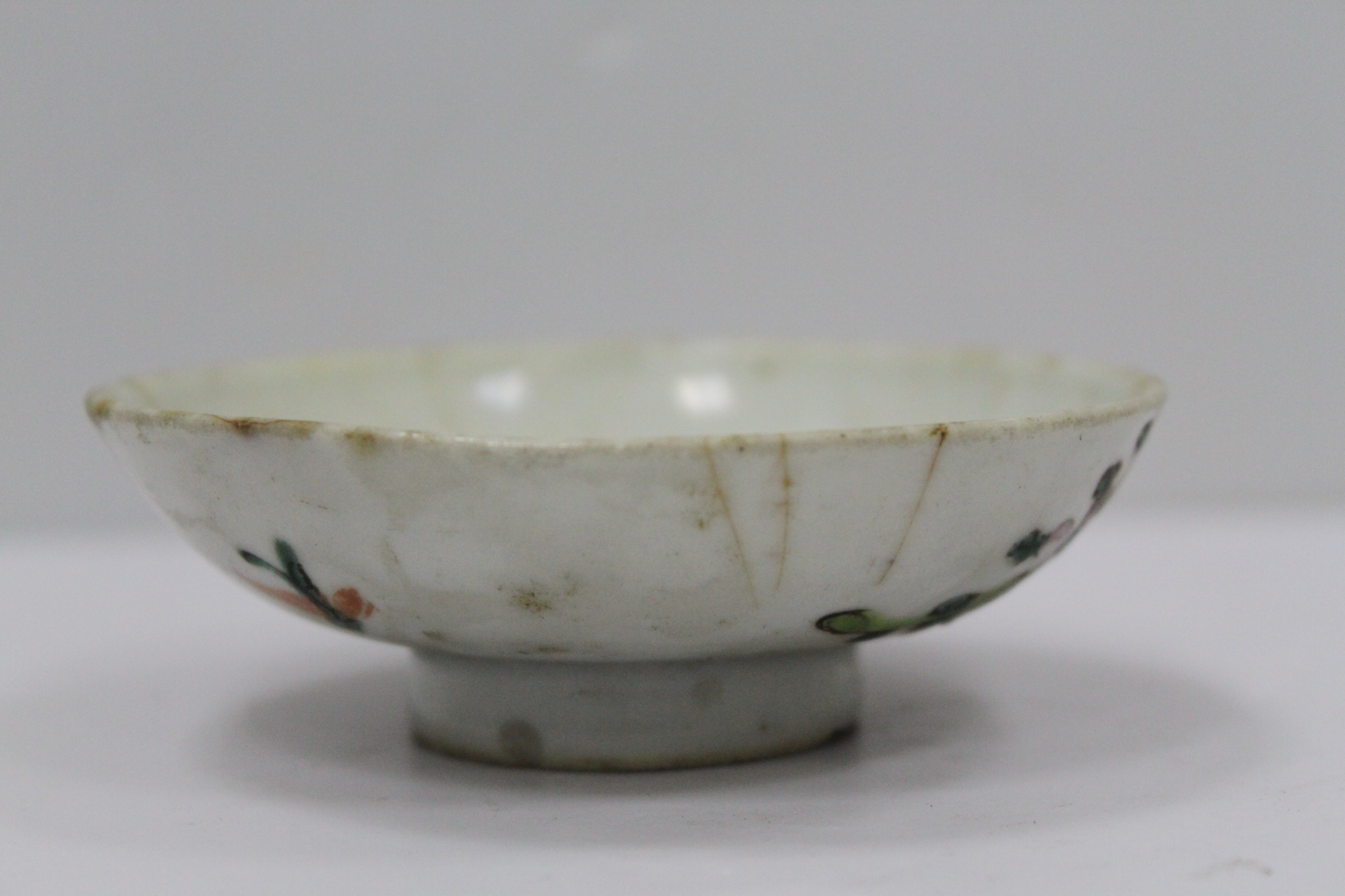 盏托（青蛙粉彩）