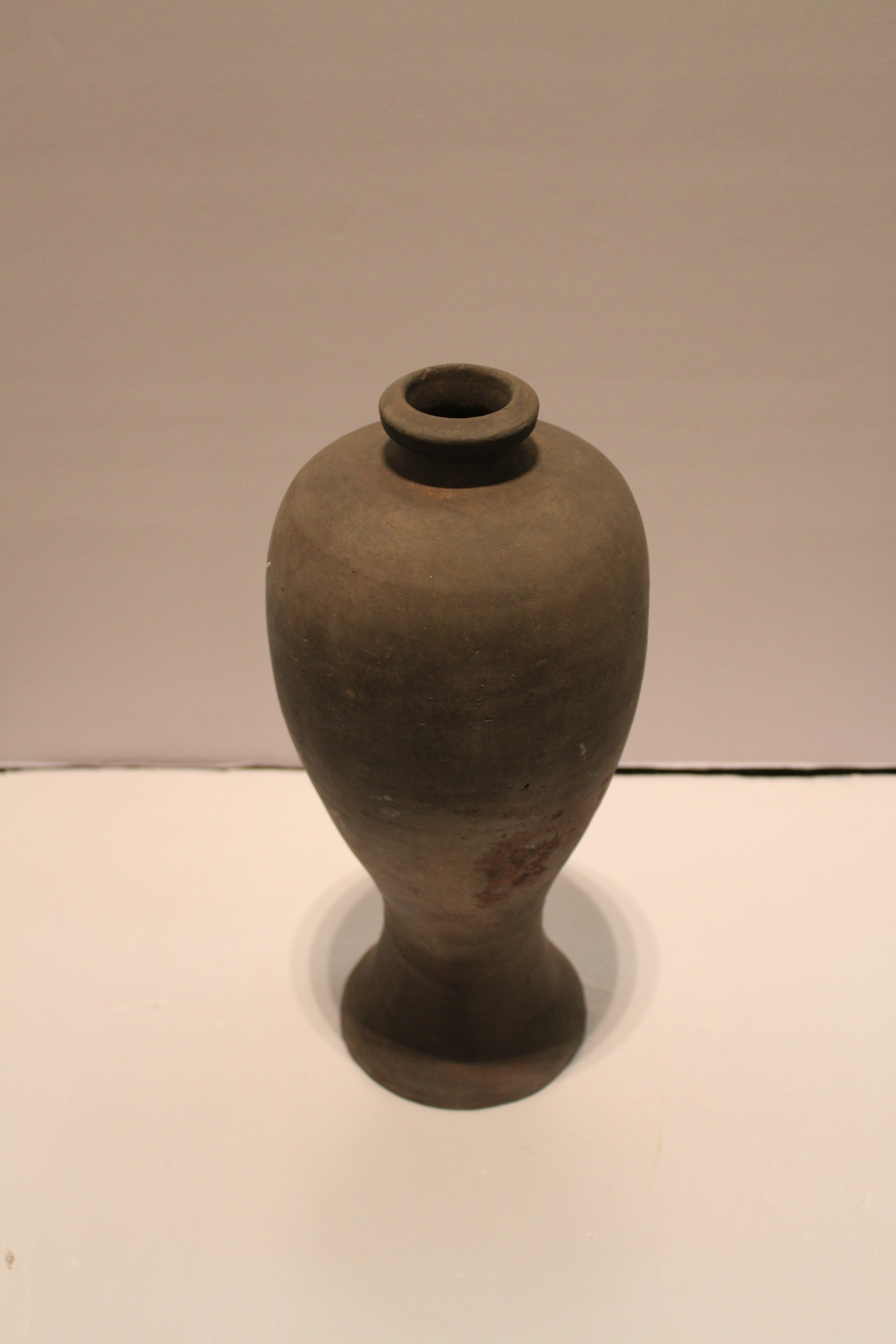 灰陶瓶4