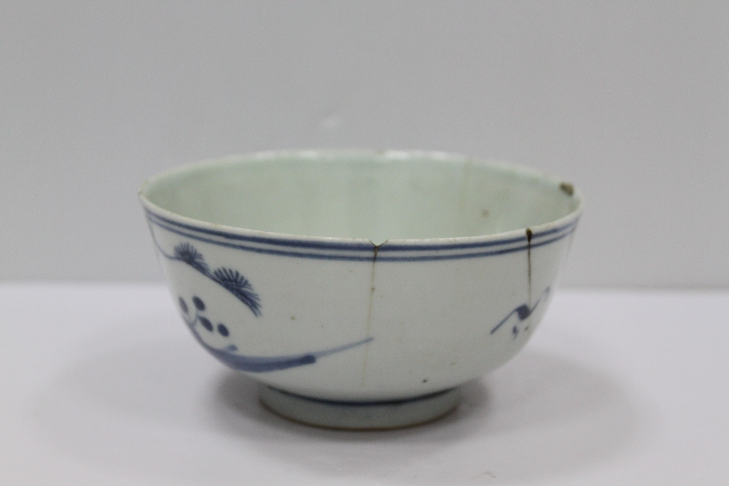 岁寒三友青花碗