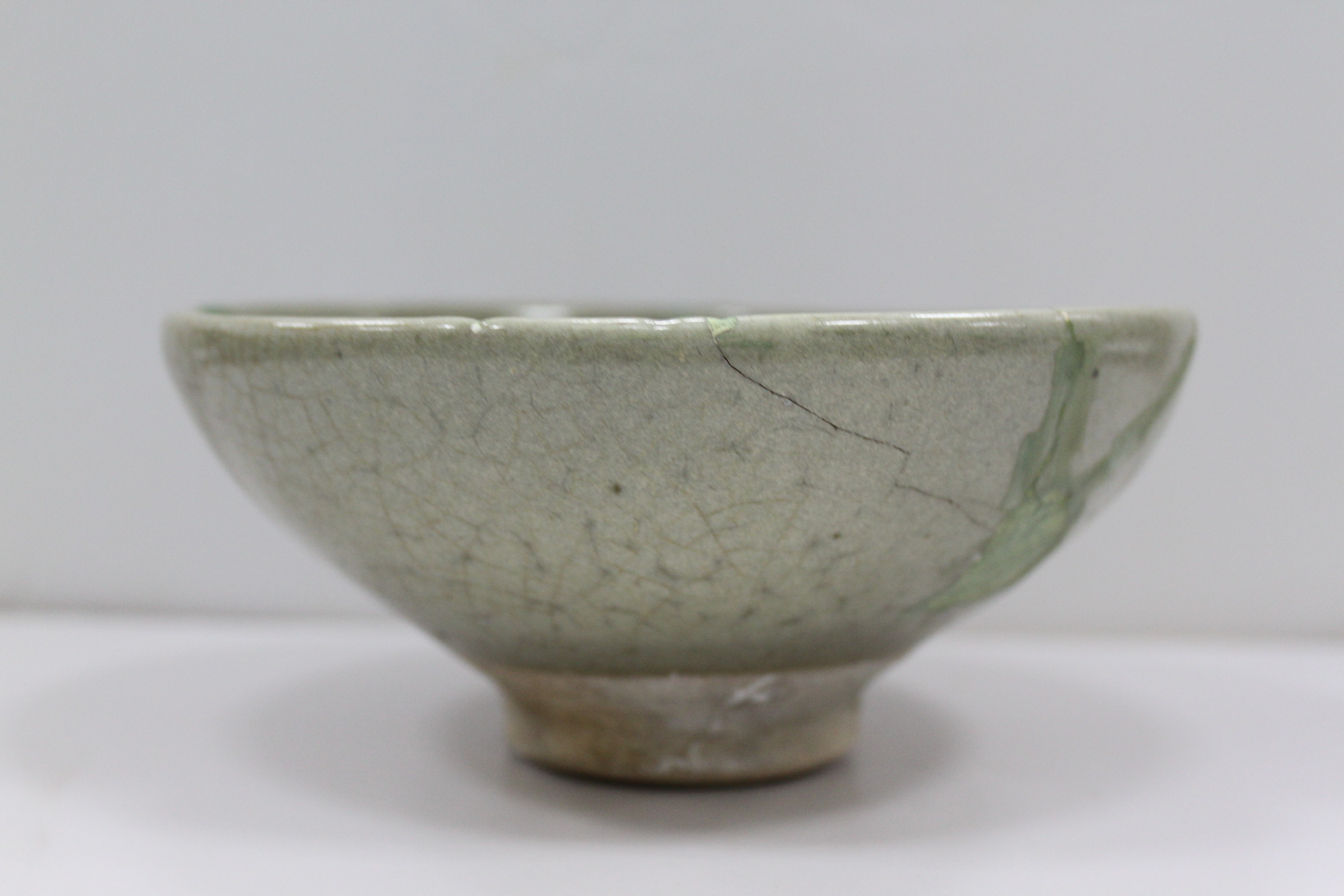 钧釉敛口斜腹碗7